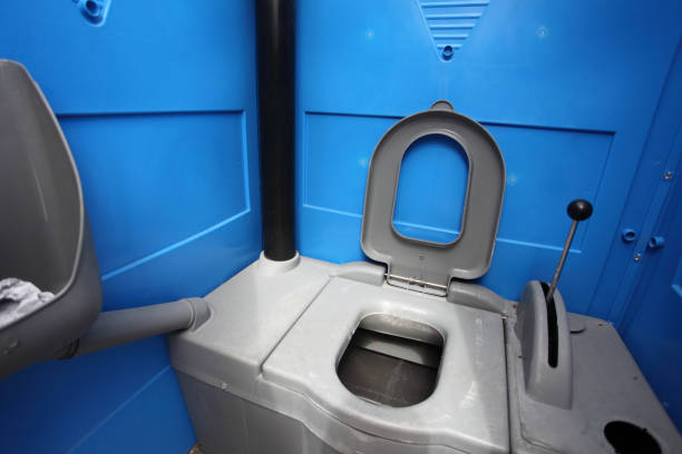 Types of Portable Toilets We Offer in Lake Belvedere Estates, FL